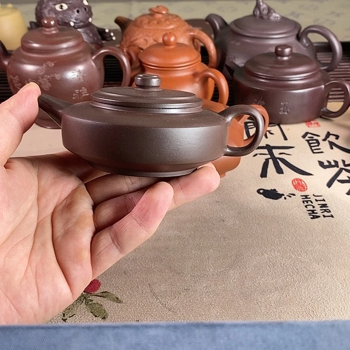 茶壶紫砂紫砂的微瑕