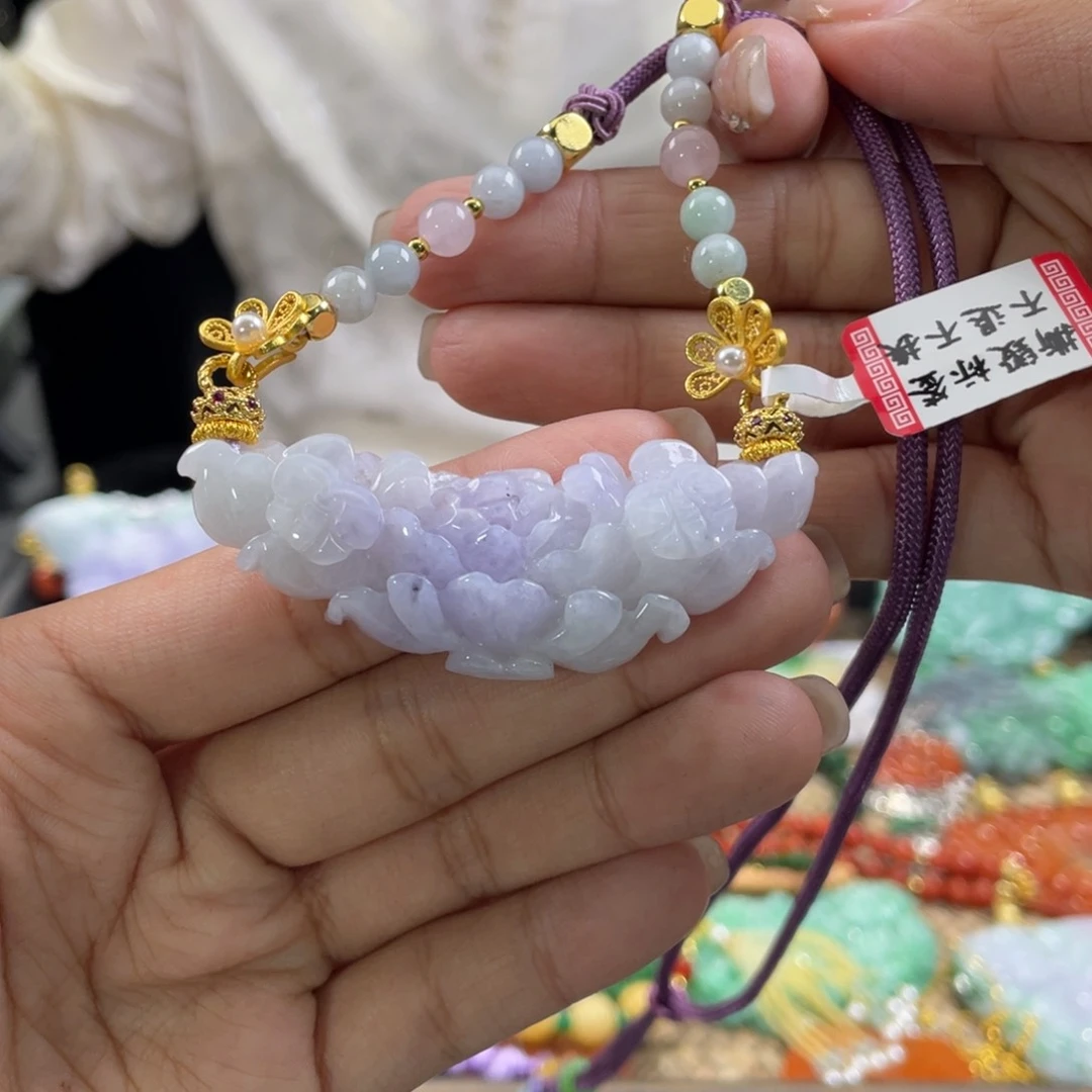 翡翠颈饰未镶嵌代编织