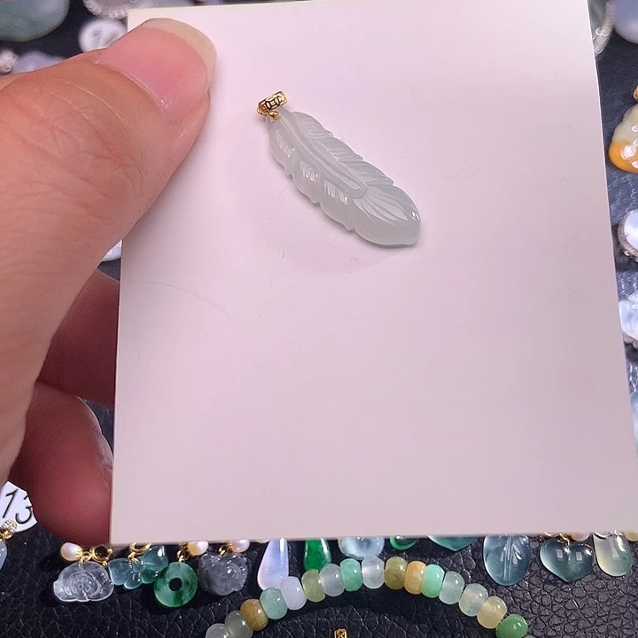 小***选翡翠未镶嵌挂件11