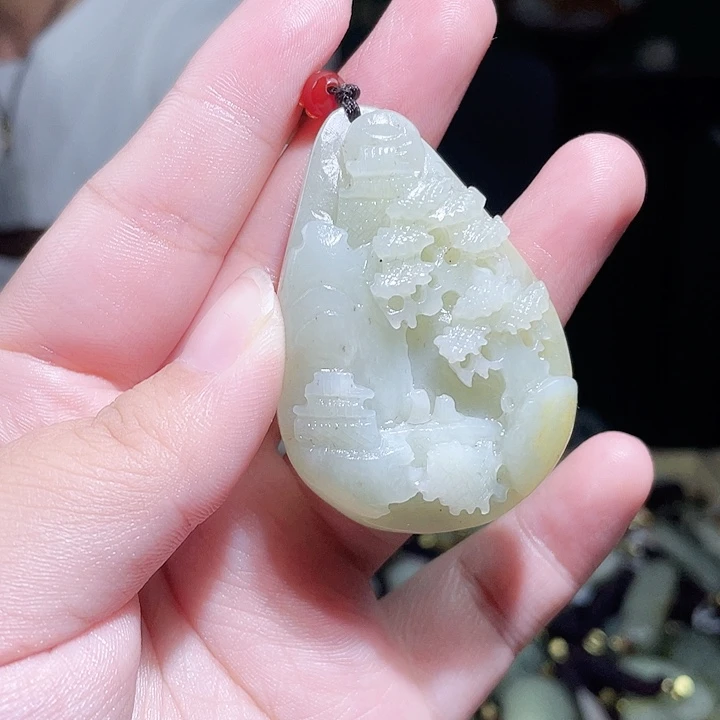 和田玉未镶嵌颈饰
