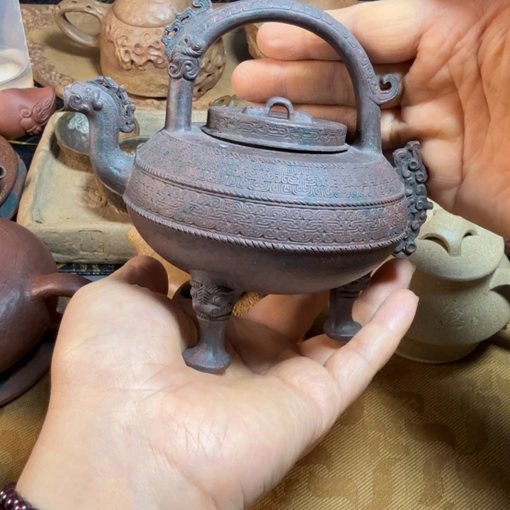 洪***兴茶壶紫砂微瑕，不退不换