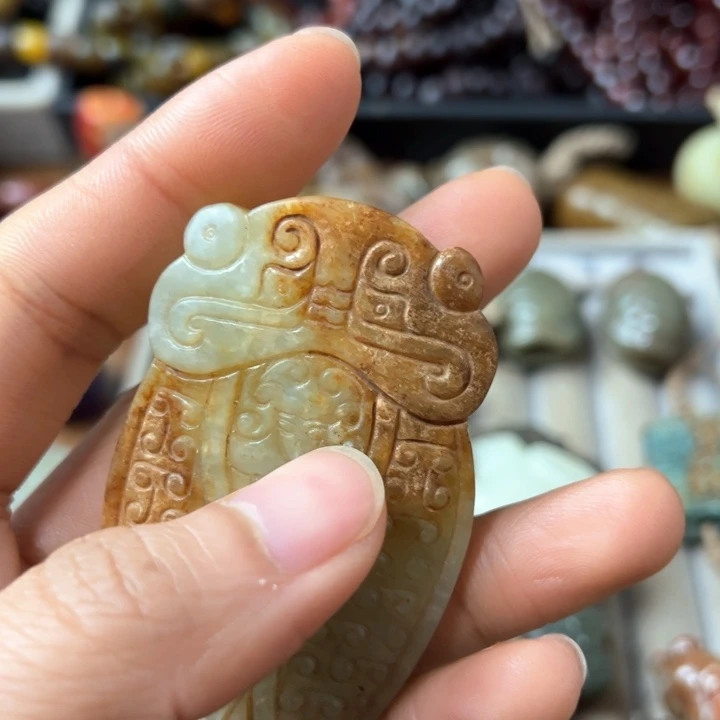 和田玉（糖玉）颈饰未镶嵌念*宝