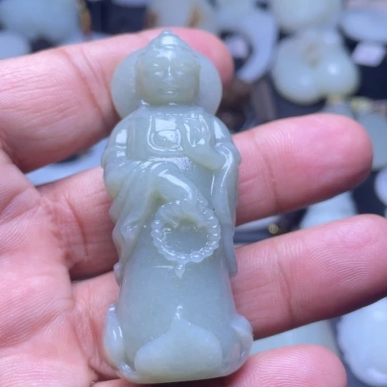 未镶嵌和田玉挂件