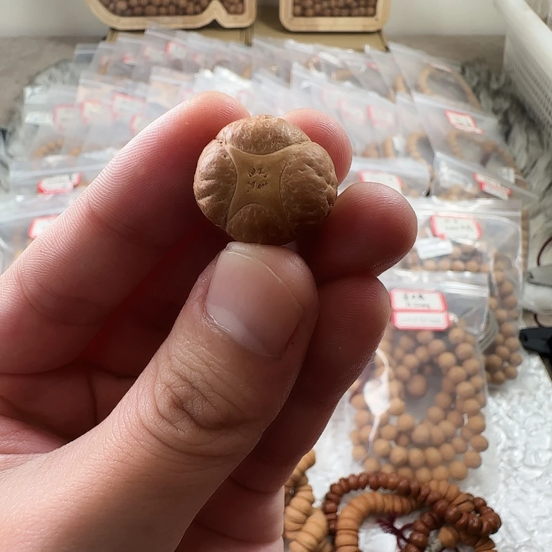 凤眼菩提把件05尼泊尔麒麟眼三通