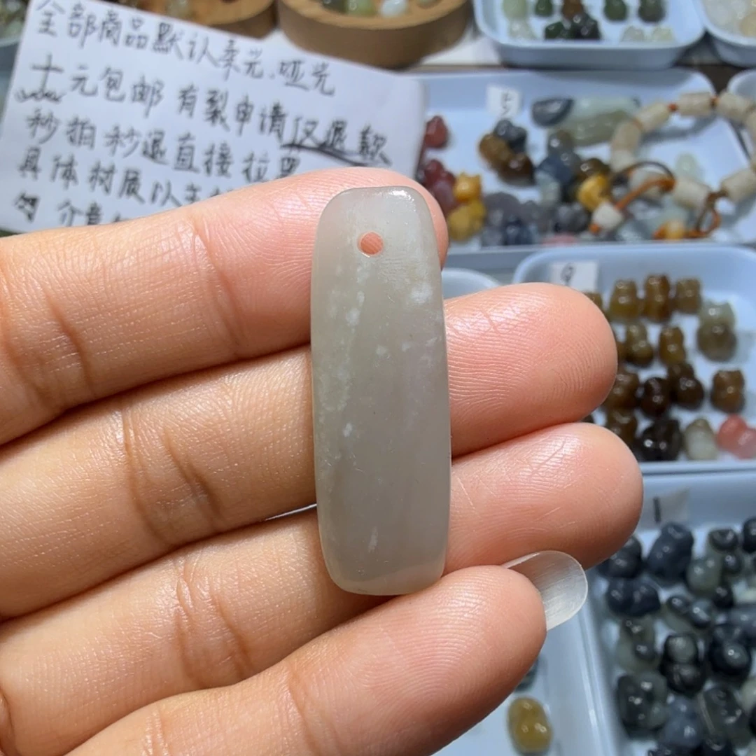 和田玉未镶嵌珠宝奇石