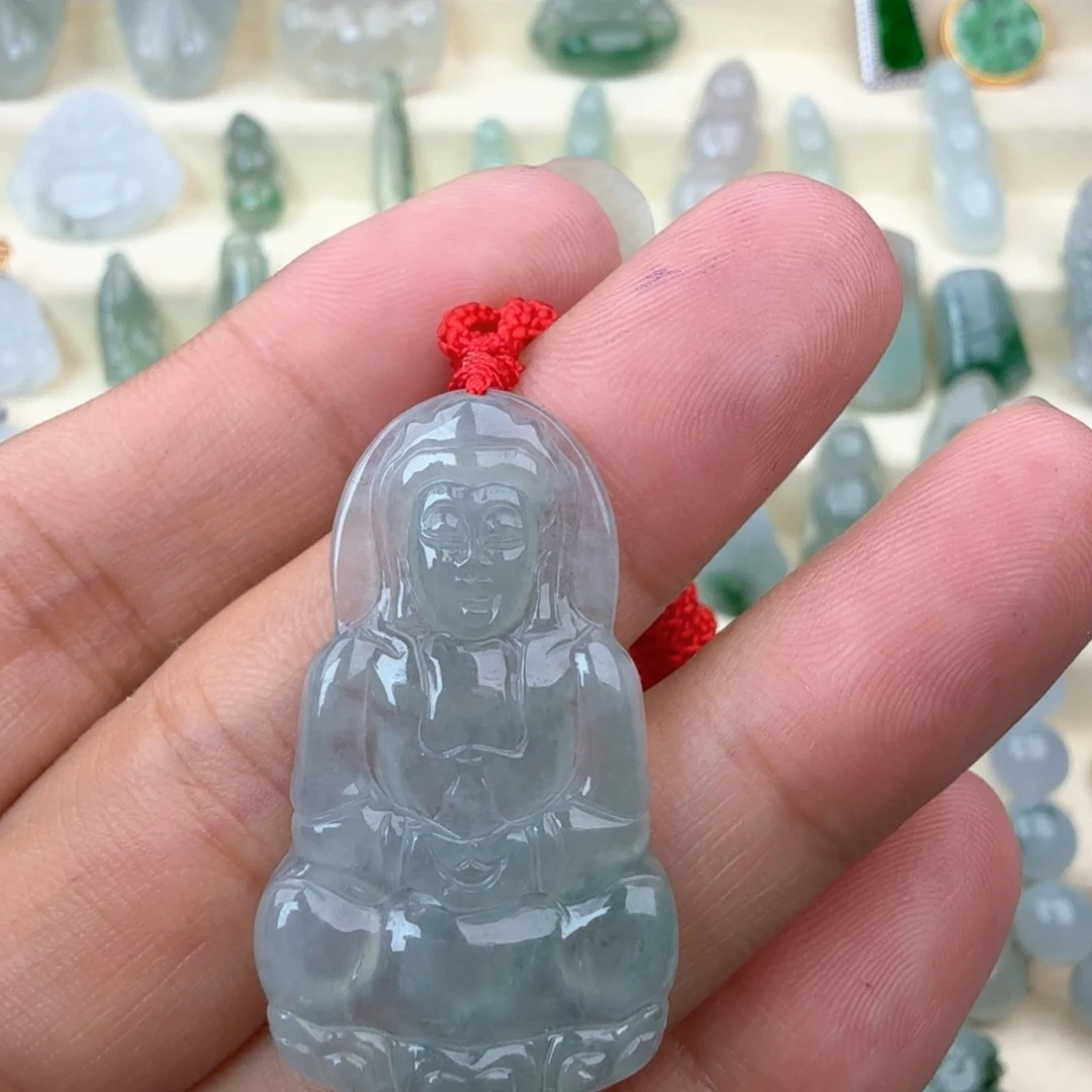 翡翠未镶嵌项链G****?翡翠