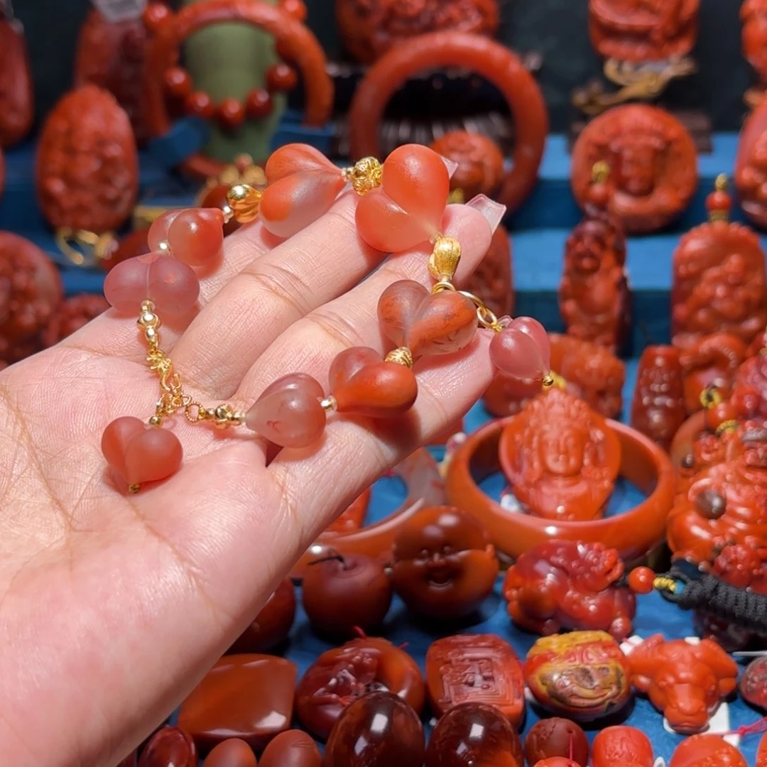 未镶嵌雕刻南红玛瑙