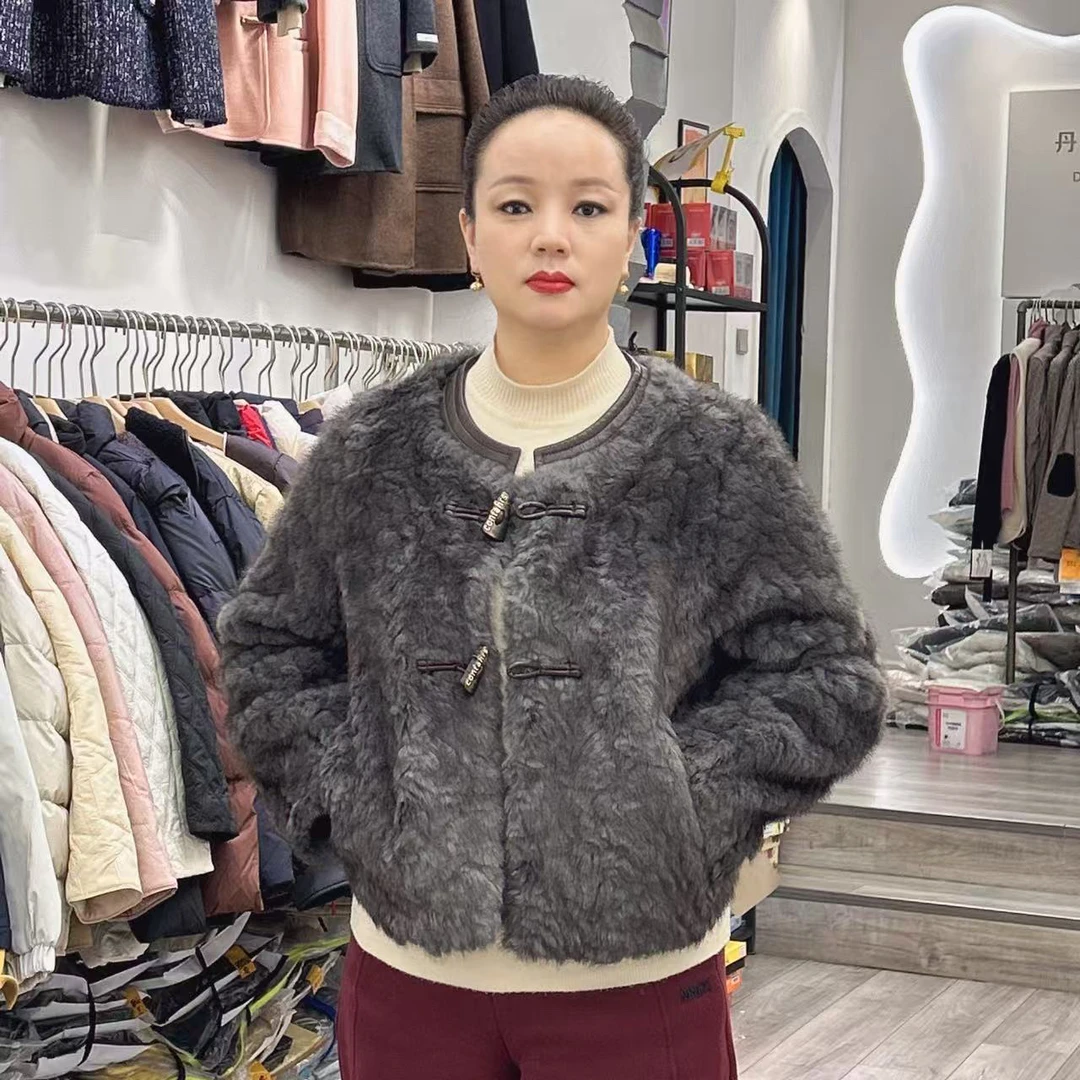 皮毛一体绒厚款冬季短外套百搭女装短款圆领保暖网红