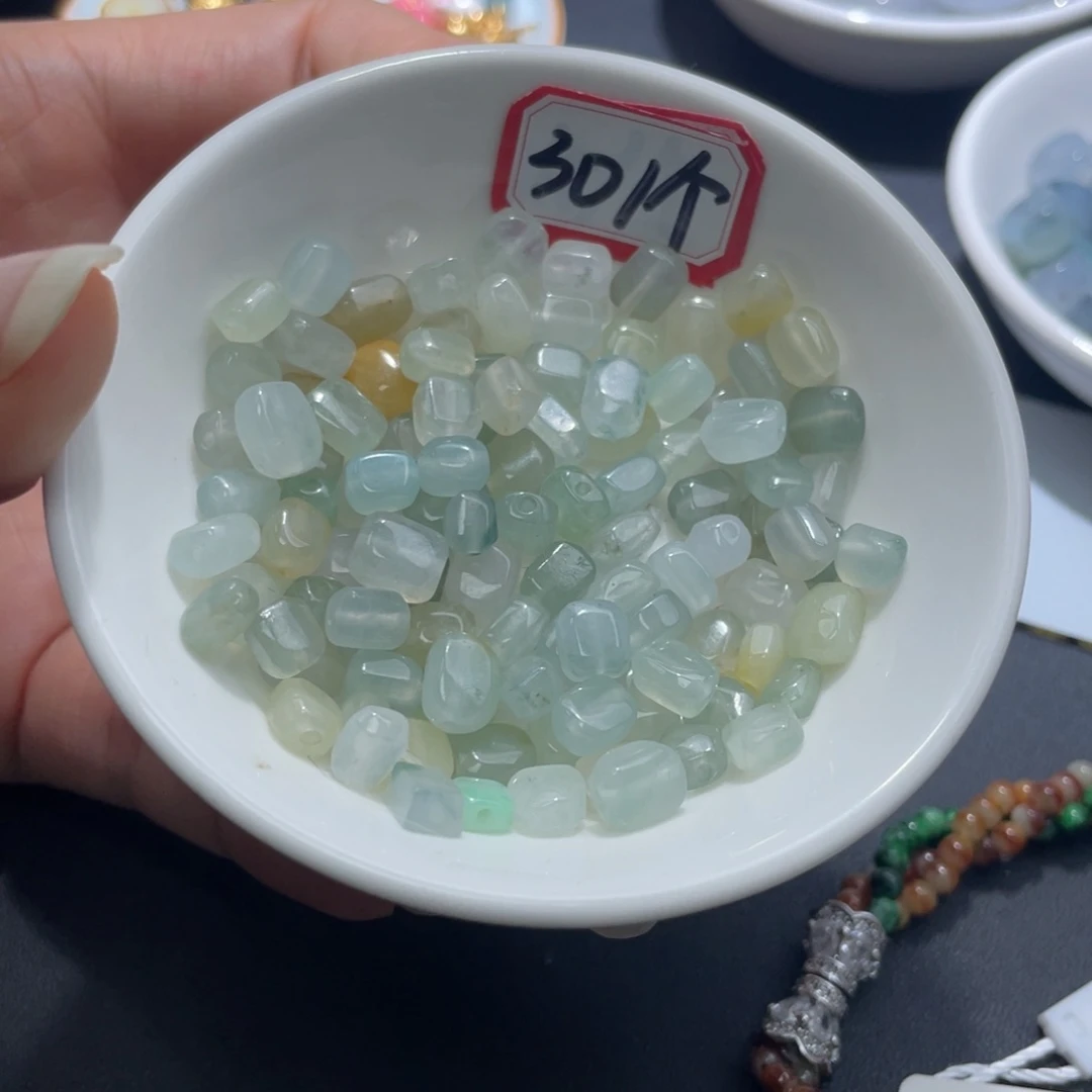 翡翠未镶嵌颈饰30一颗可挑