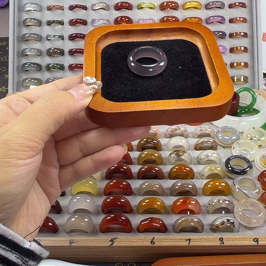 玛瑙/玉髓未镶嵌戒指A3不退换19.4港22