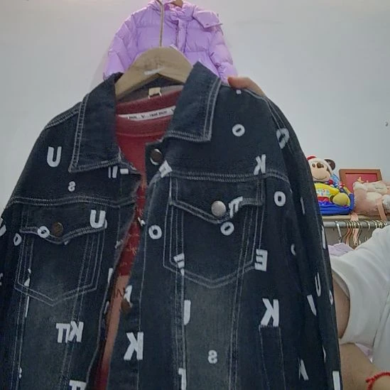 130马牛仔外套。。。