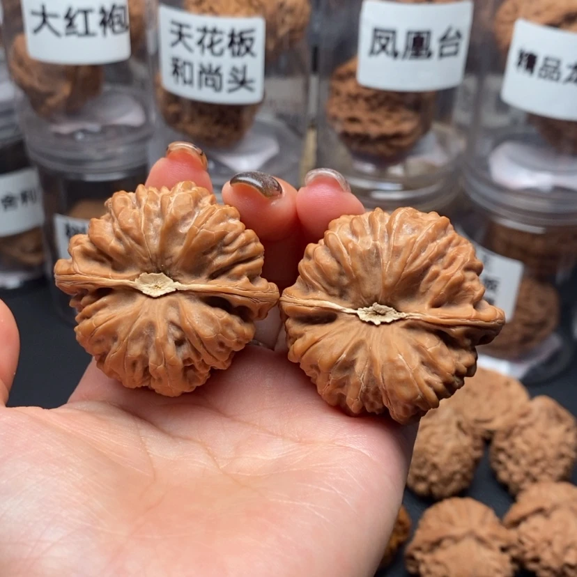 【闪购商品】吊坠文玩核桃平谷凹底42