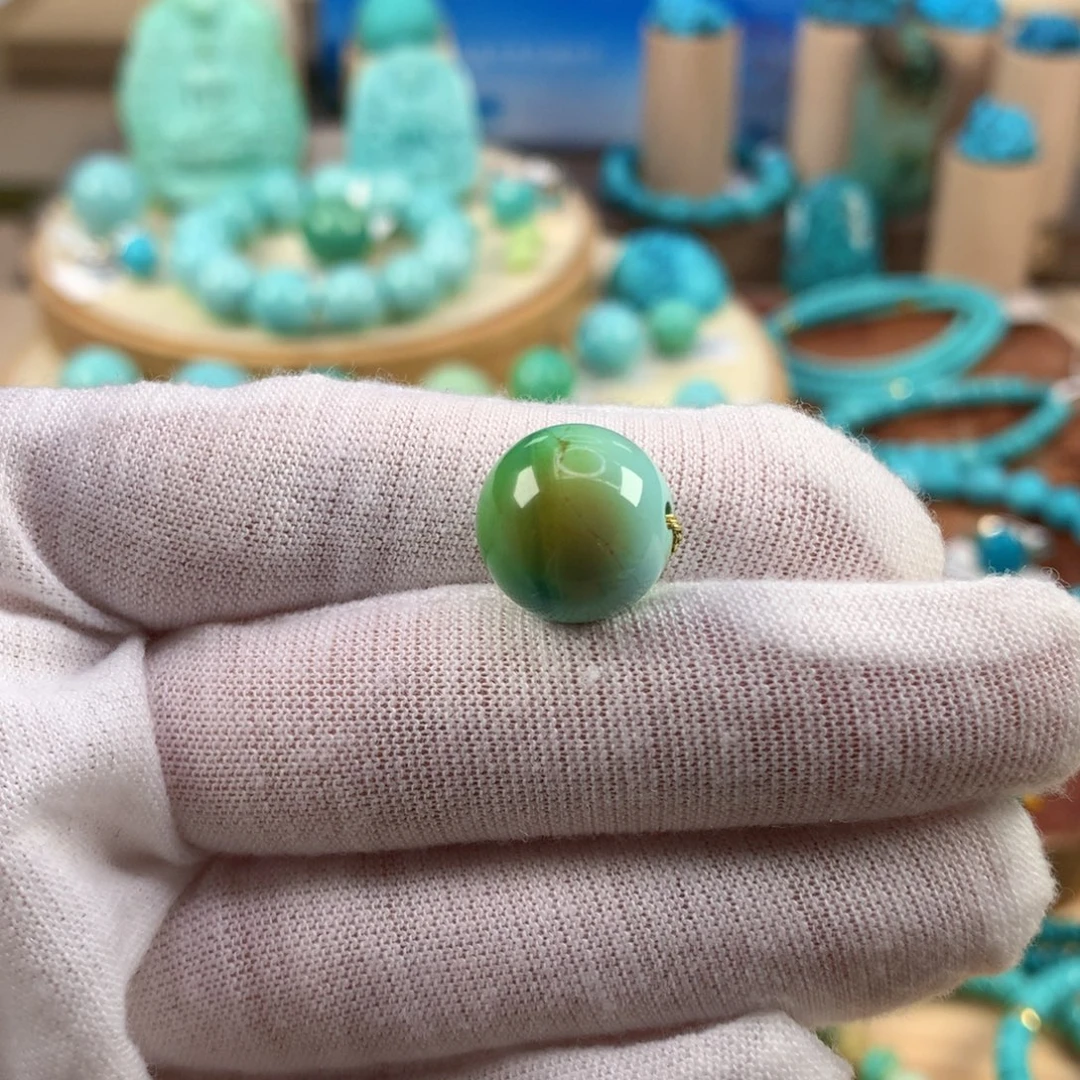 绿松石未镶嵌珠宝奇石13.6mm