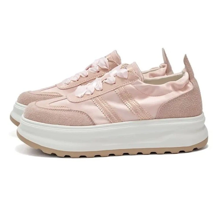 SAGGYKK/闪瑶2025新款厚底增高休闲百搭小白鞋女舒适休闲运动鞋