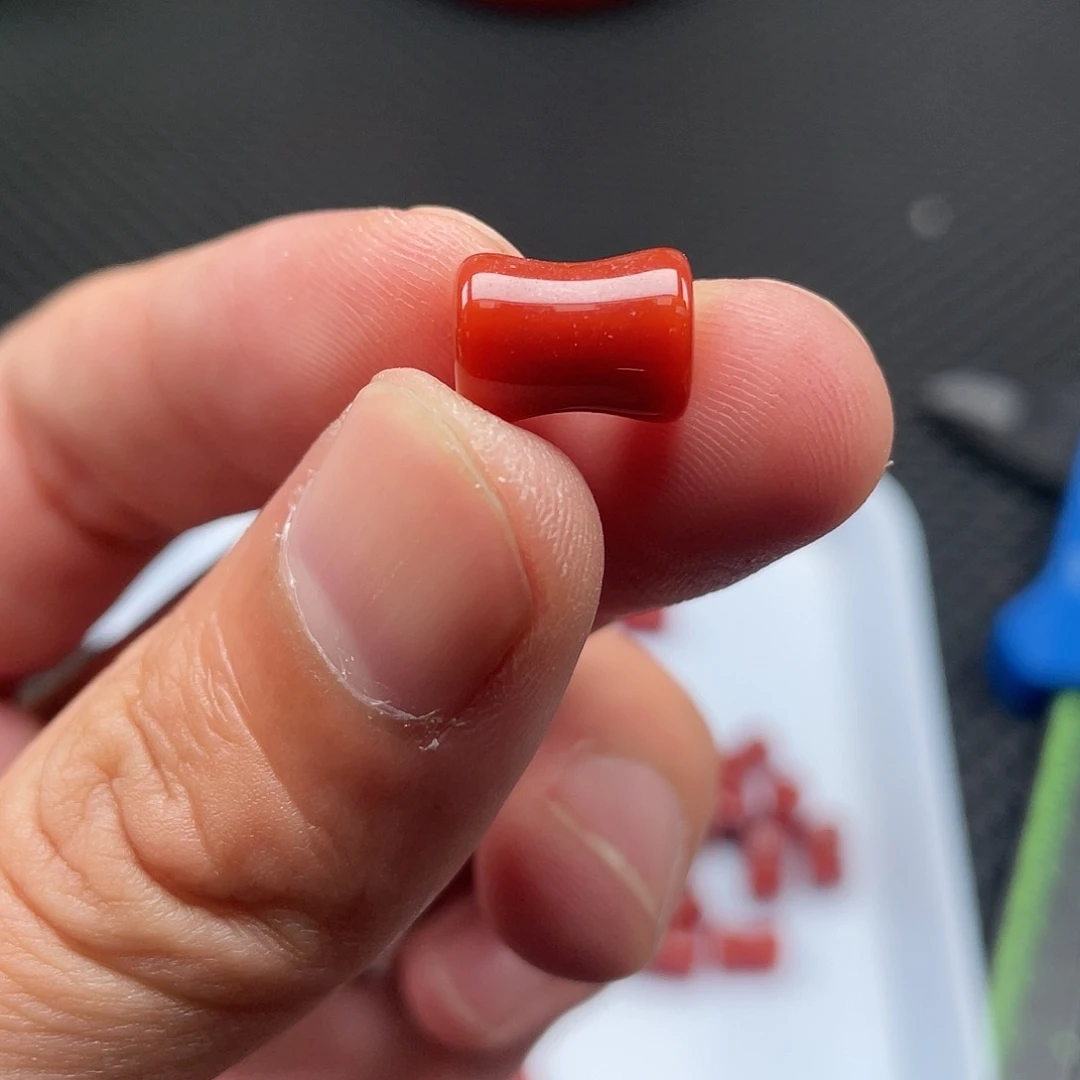 南红玛瑙8*12柿子红竹节桶珠一颗未镶嵌