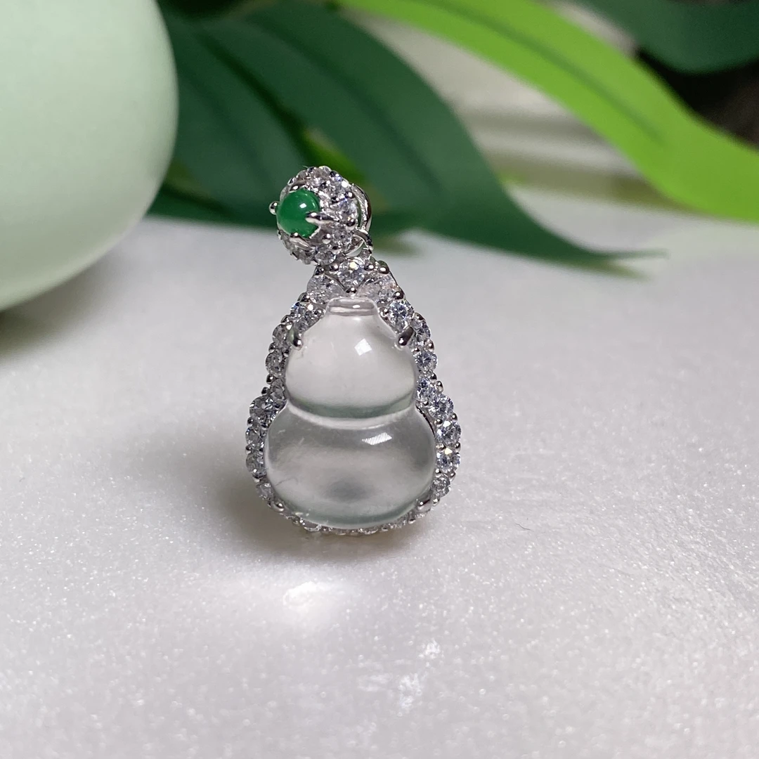 【小北好物】石英岩质玉吊坠16-17QK43X42【多样性发一件】约12*16mm