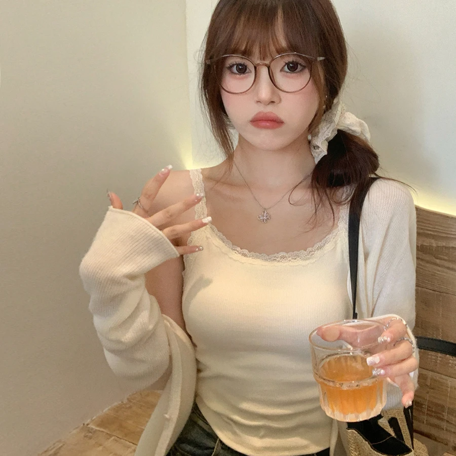白色吊带蕾丝内搭小背心女夏外穿带胸垫小众2025新款甜辣显瘦上衣