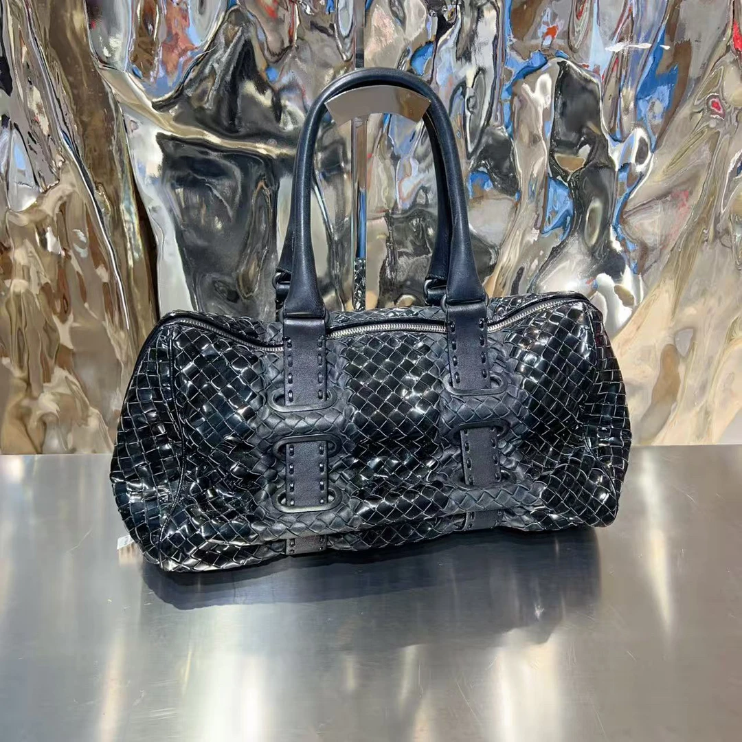 95新 BOTTEGA VENETA/葆蝶家 葆蝶家 黑色 漆皮 Bv 编织 手提包