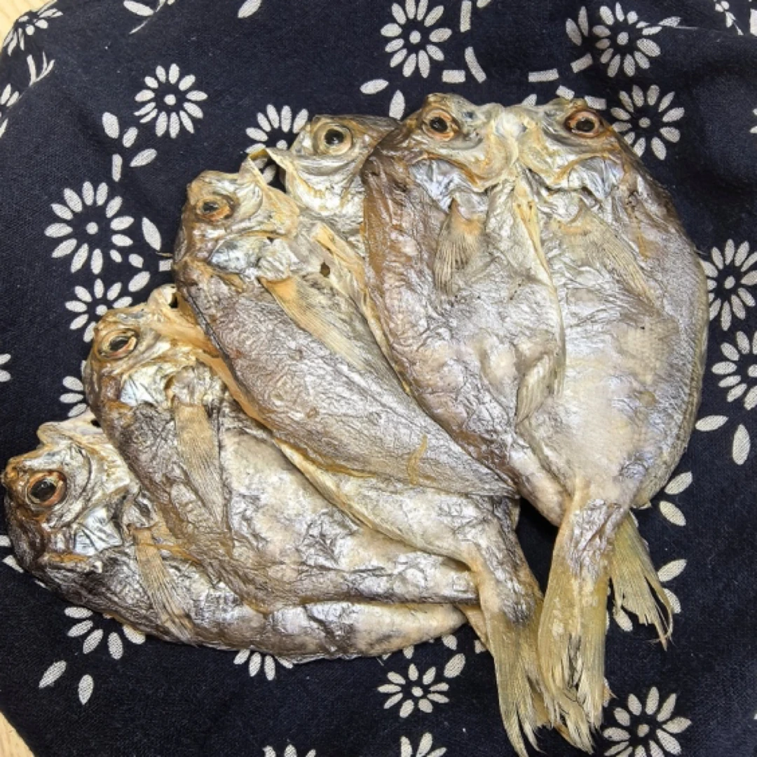 自晒舟山东洋白皮鲳鱼干