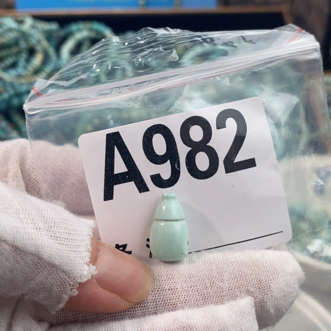 绿松石未镶嵌9.8三通