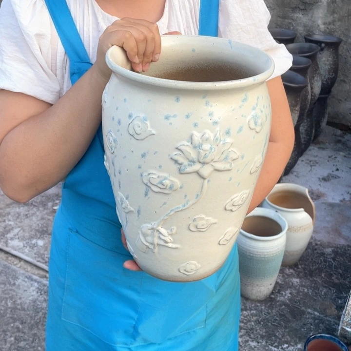 紫砂花盆口20高31瑕疵瑕疵