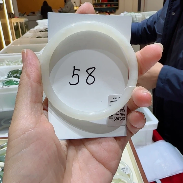 和田玉未镶嵌手镯295