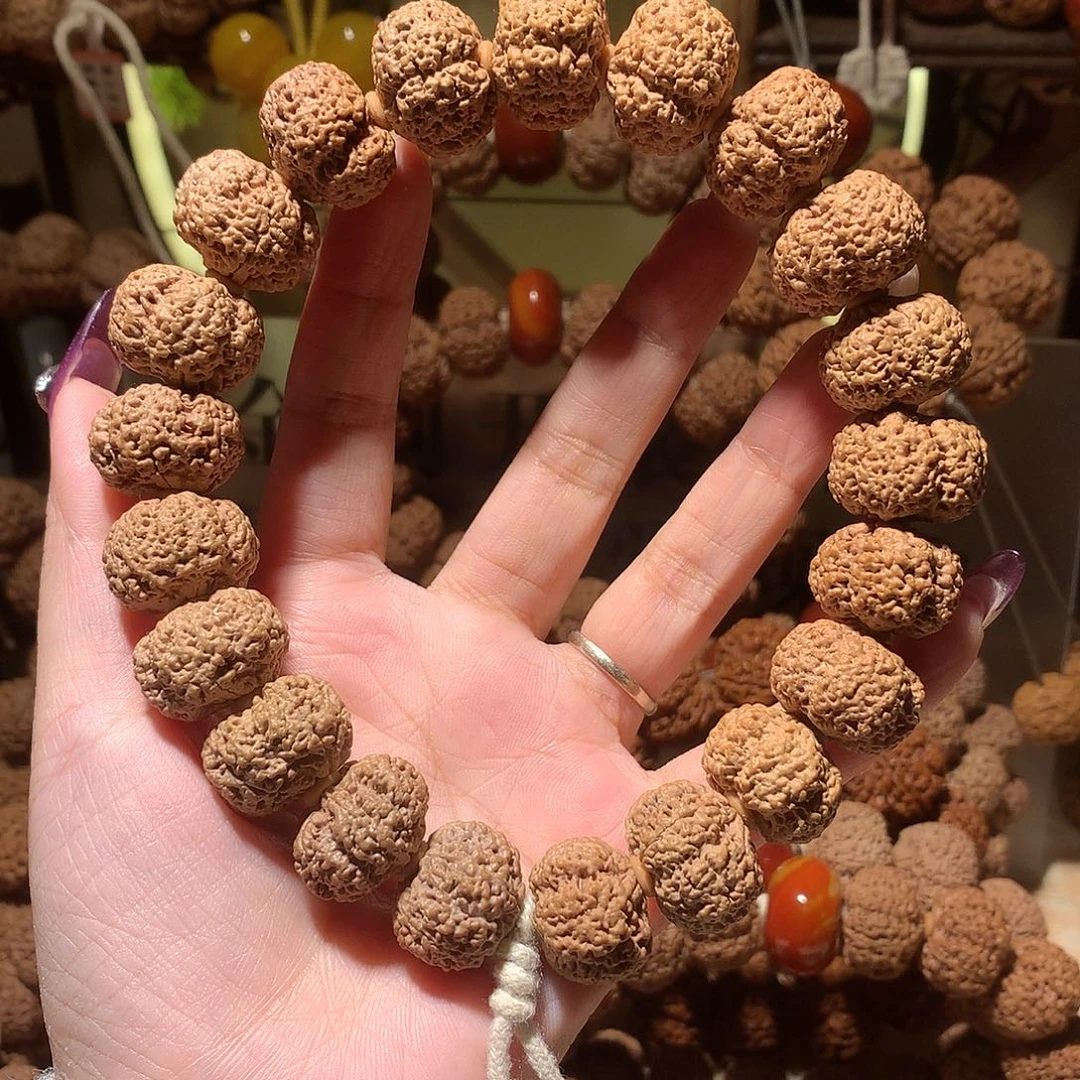 金刚菩提手串20手持，介意规整度的勿拍