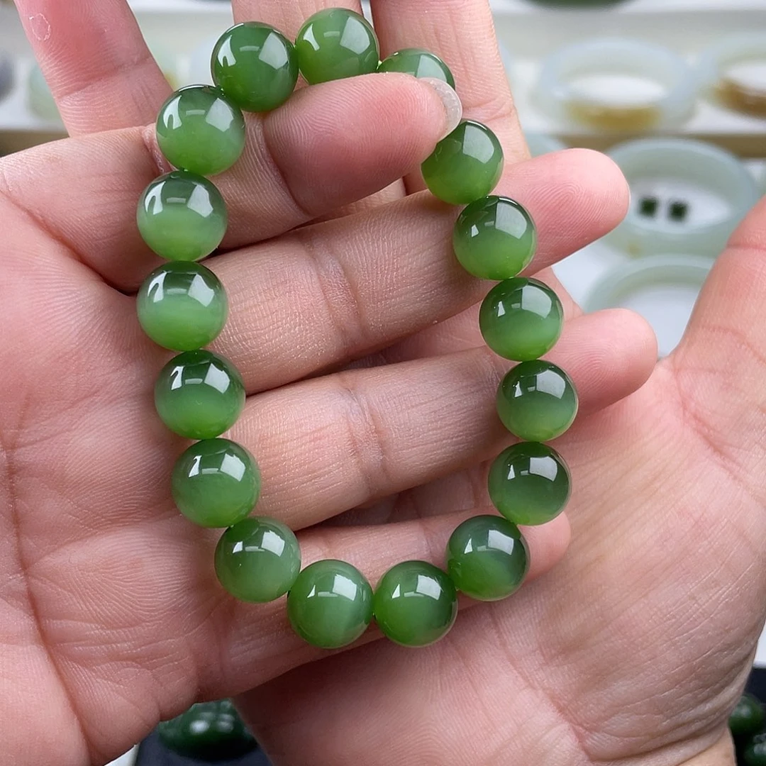 手串未镶嵌和田玉（碧玉）