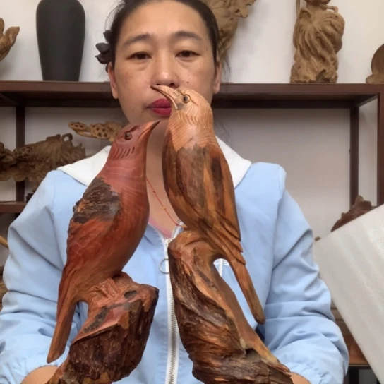 心***安松木琥珀木小鸟摆件