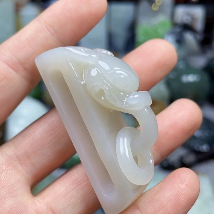 和田玉未镶嵌挂件