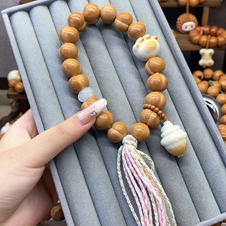 猴头核桃手串奶油肌屁桃手持