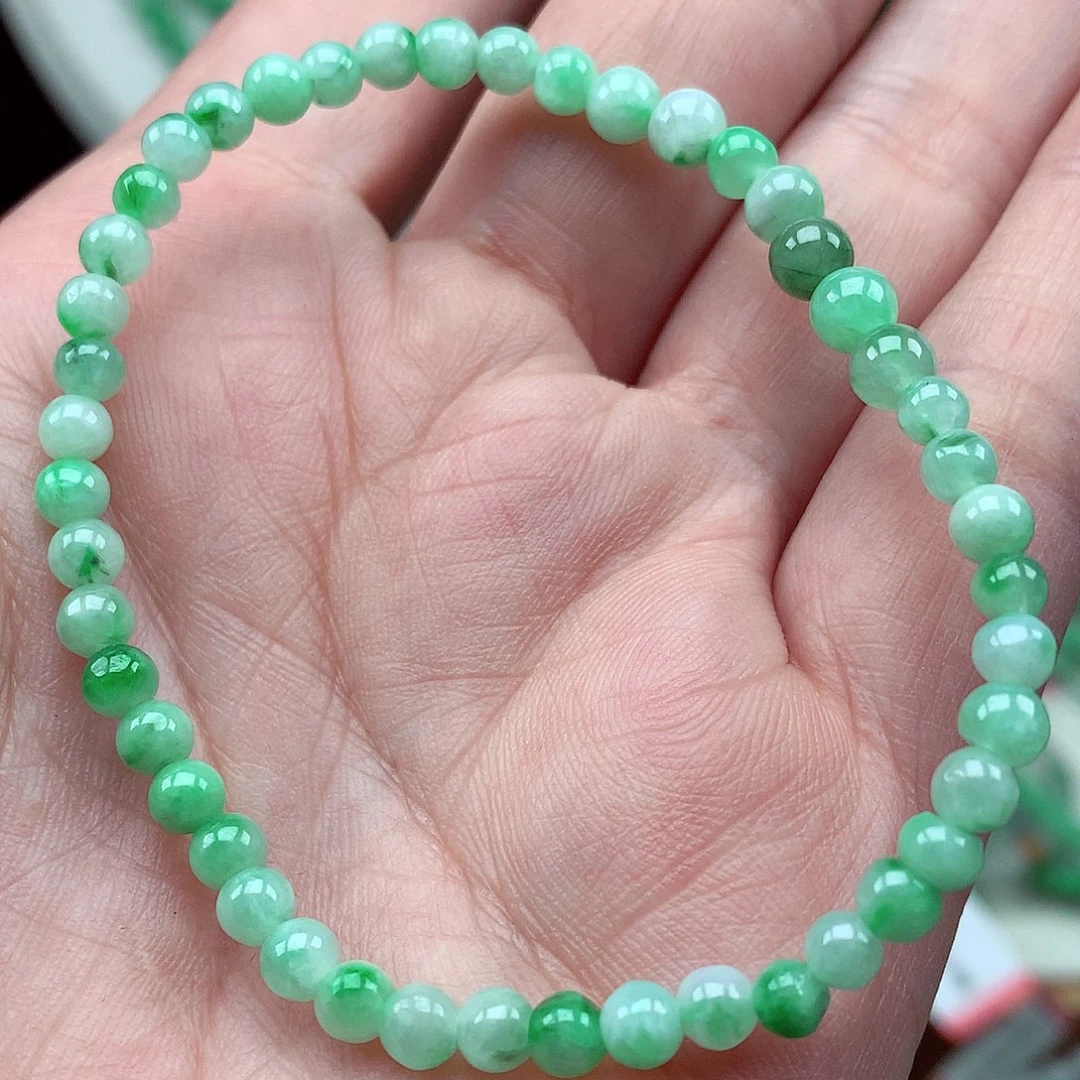 翡翠未镶嵌毛衣链