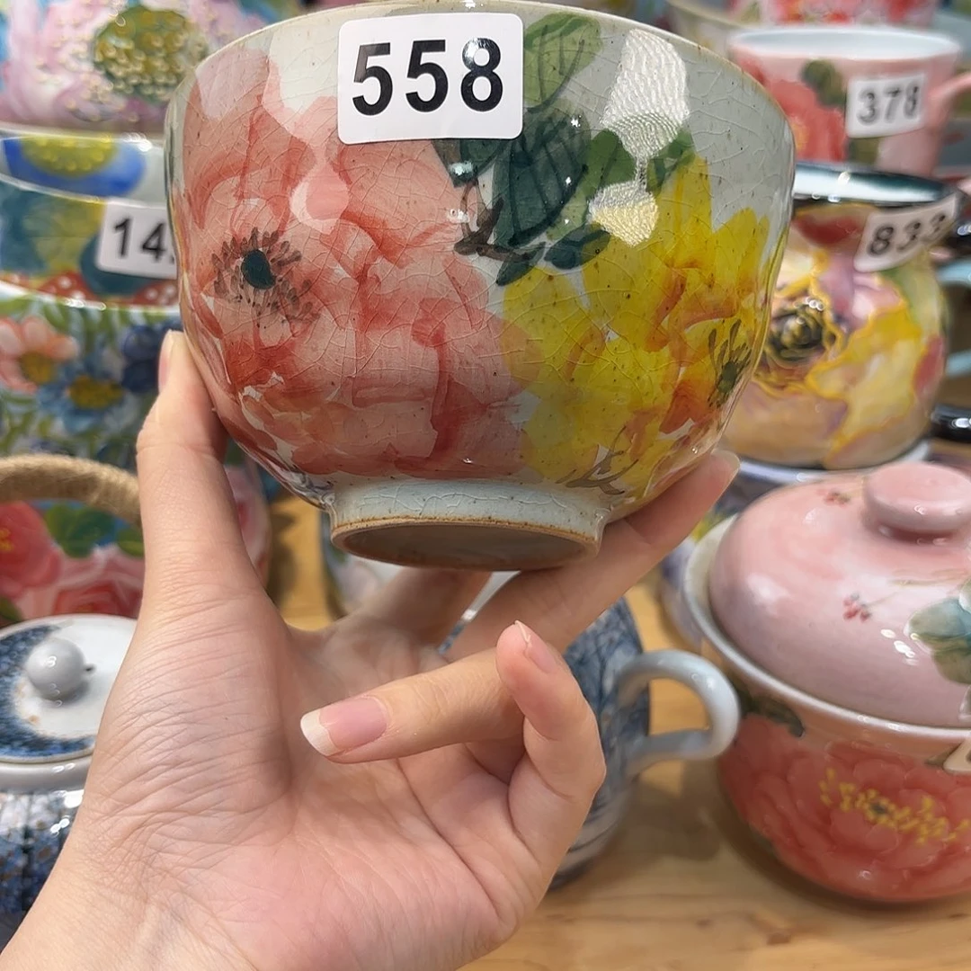 瓷片兔兔哈哈哈的样子