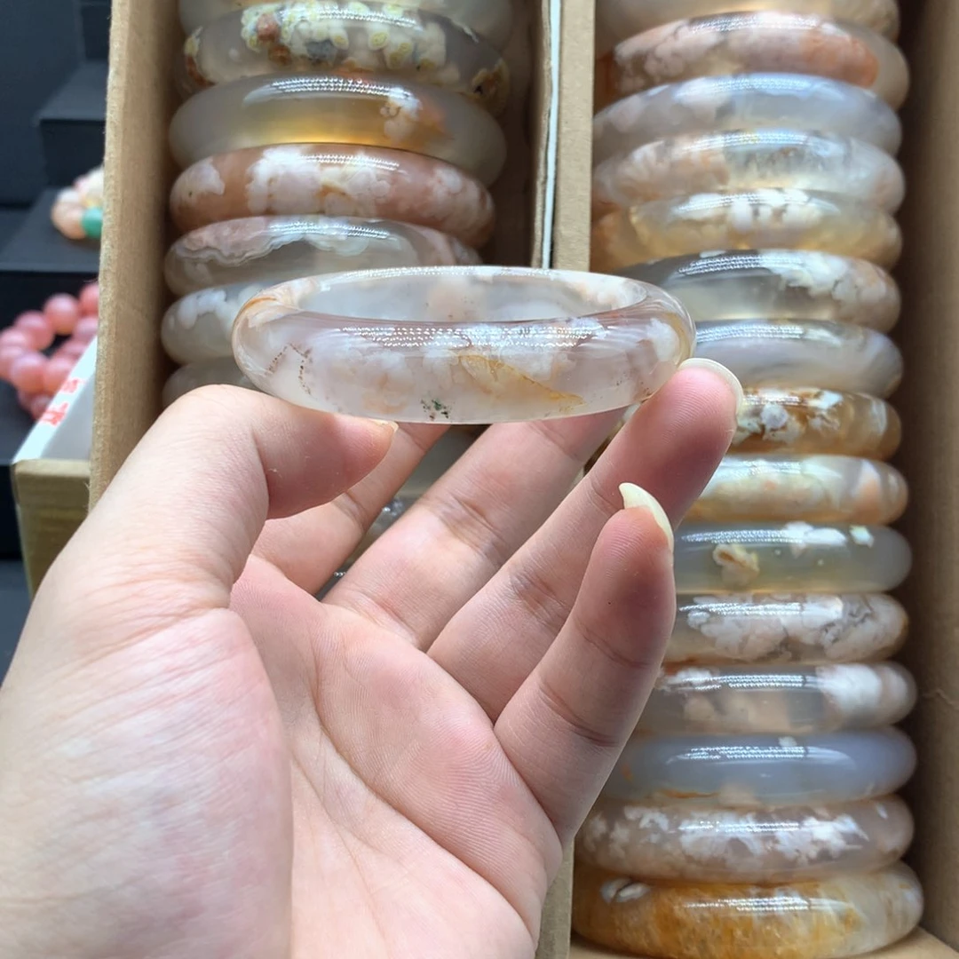 【闪购商品】手镯玛瑙/玉髓未镶嵌玲*