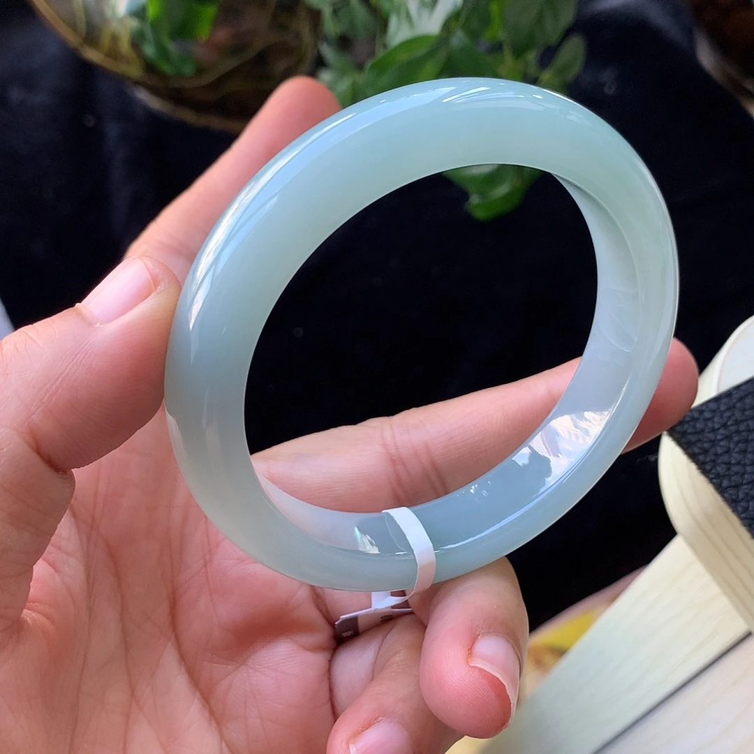 翡翠未镶嵌手镯21号