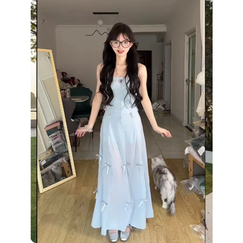 法式设计感蝴蝶结吊带连衣裙