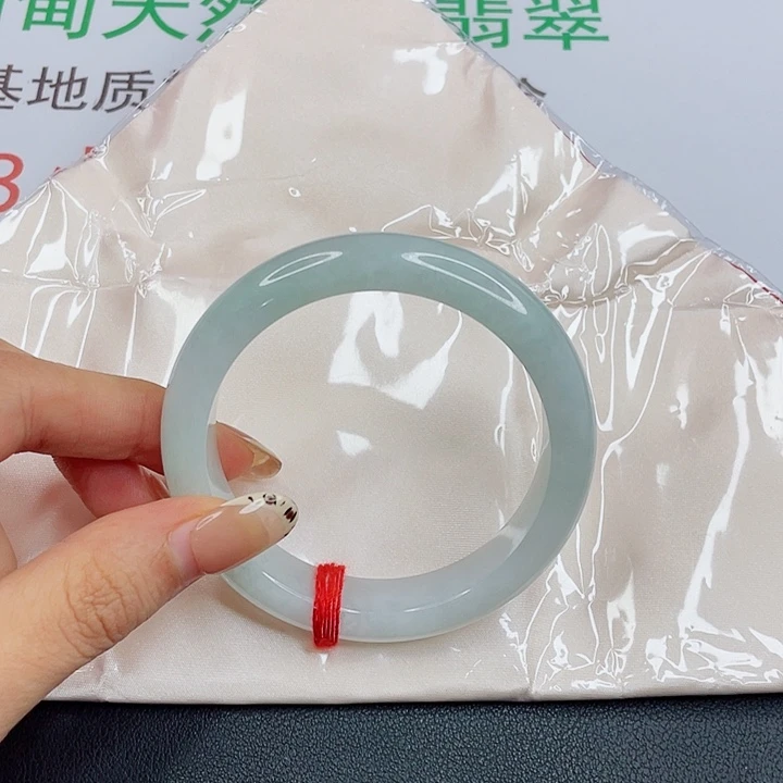 小****未镶嵌手镯翡翠冰晴