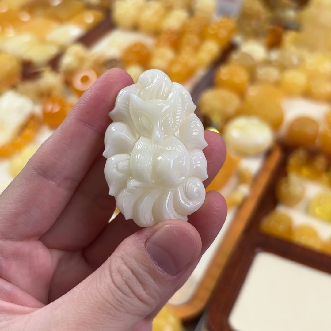 蜜蜡未镶嵌裸石凤九