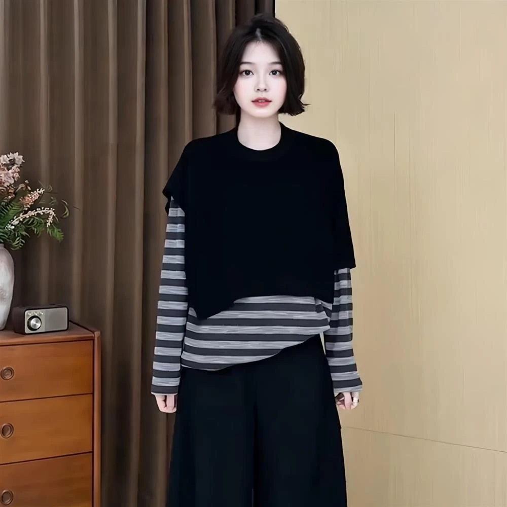 2025春秋季新款女士减龄圆领针织披肩上衣设计感气质叠穿黑色罩衫