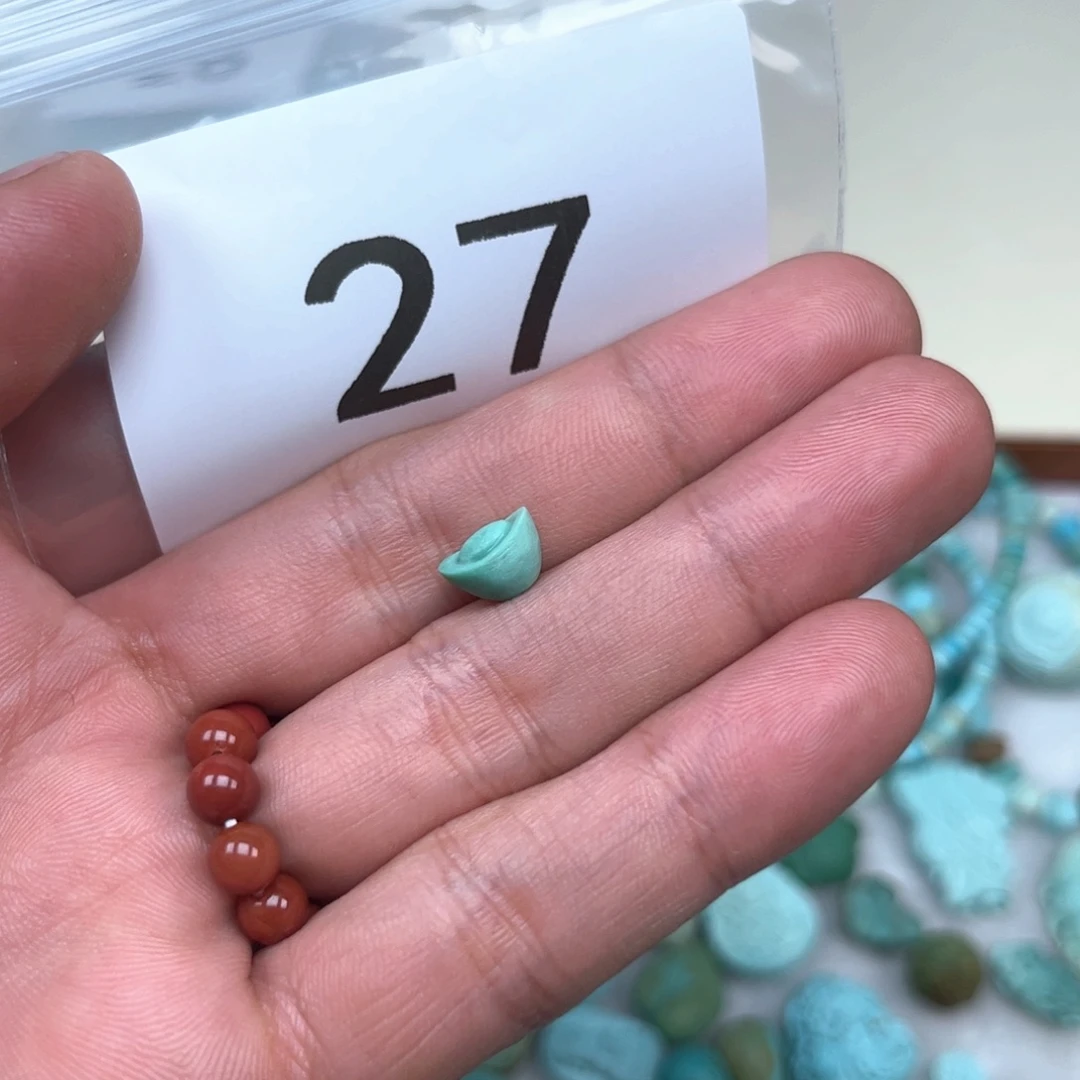 南红玛瑙未镶嵌珠宝奇石