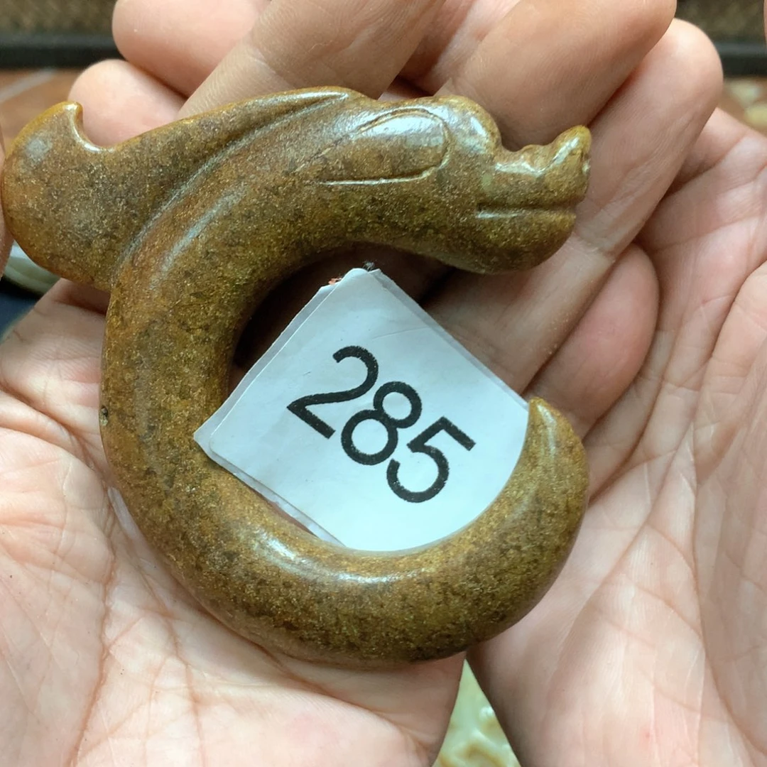 未镶嵌和田玉挂件