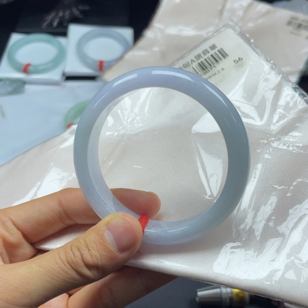 未镶嵌手镯翡翠天然翡翠手镯