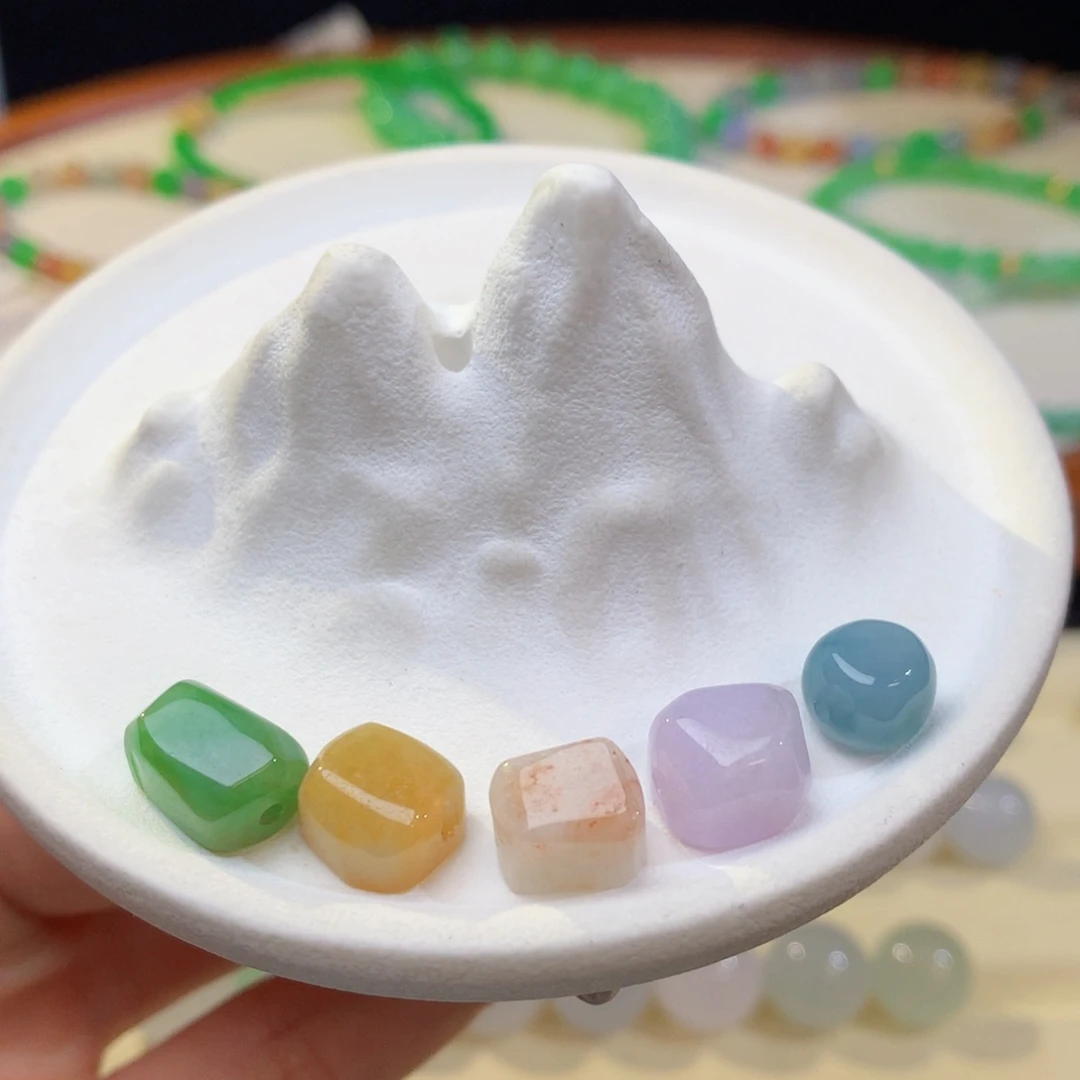 定制翡翠未镶嵌随形 一组