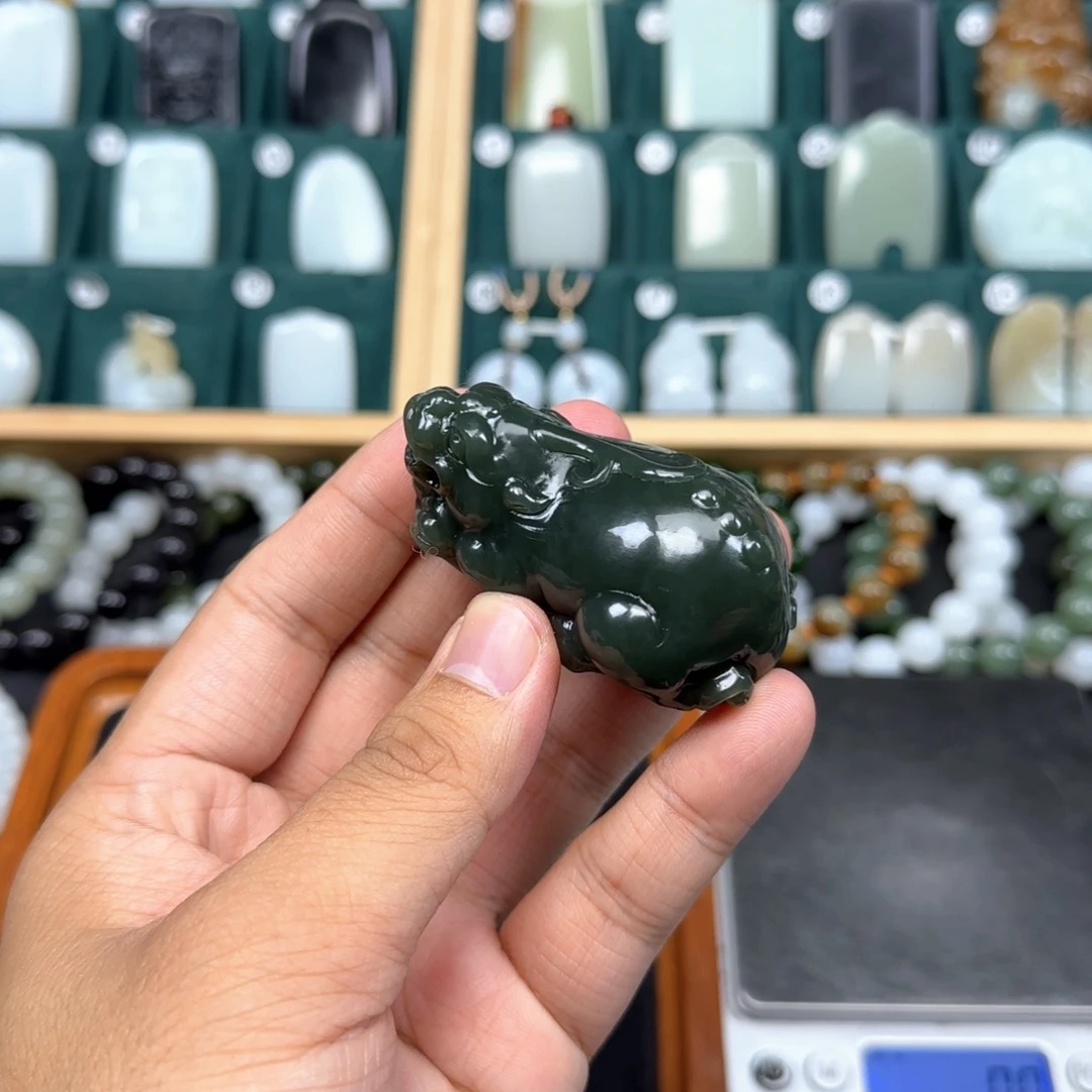 和田玉未镶嵌挂件