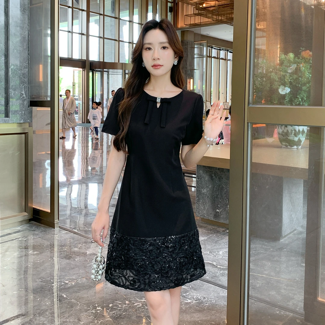奢姿大码女装2025夏季拼接设计时尚连衣裙胖妹妹蝴蝶结圆领裙子