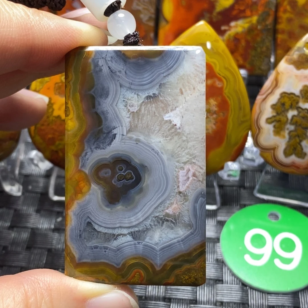 未镶嵌颈饰玛瑙/玉髓带***顶