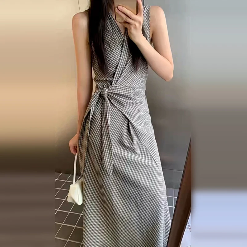 法式黑色格子背心连衣裙子女2025夏季新款高级感收腰绑带气质长裙