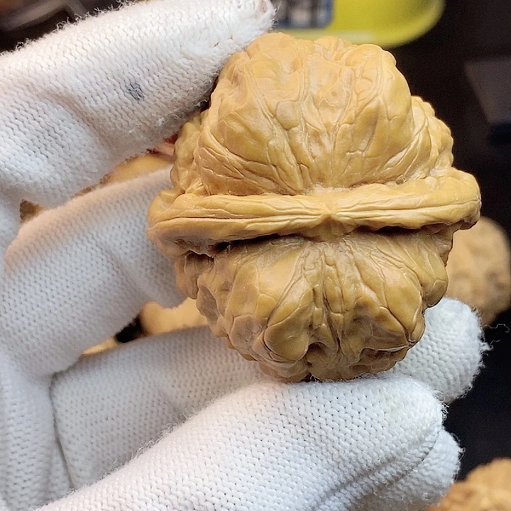 灰***发文玩核桃吊坠修瑕疵不退不换