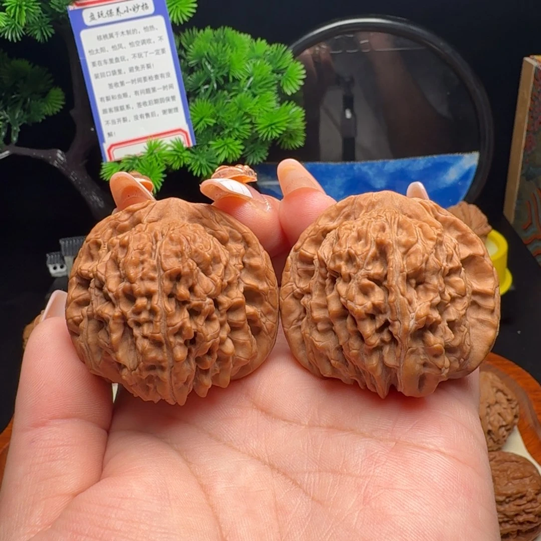 文玩核桃把件全品四座楼45