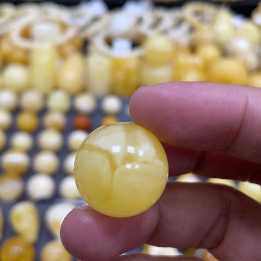 蜜蜡未镶嵌裸石20mm福利款